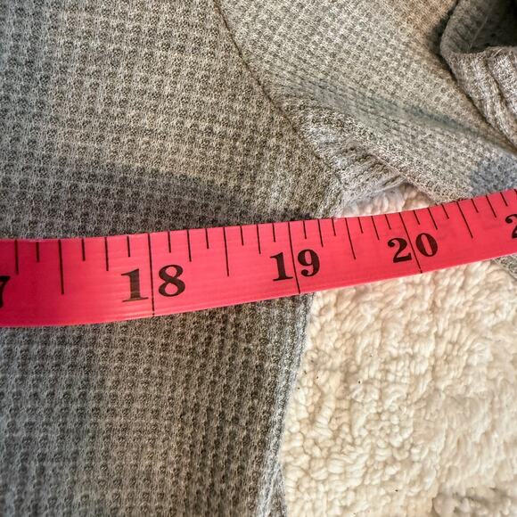 Faded Glory Womens Gray Long Sleeve Hooded Waffle Knit Henley Size Medium - Picture 7 of 9